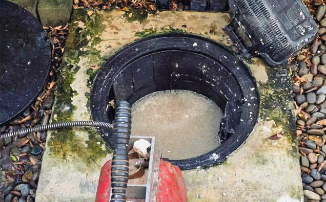 https://blockeddrainsjoondanna.com.au/uploads/2025/07/blocked-drains-820453.jpg