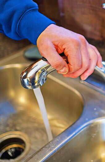 https://blockeddrainsjoondanna.com.au/uploads/2025/07/blocked-sink-48497.jpg