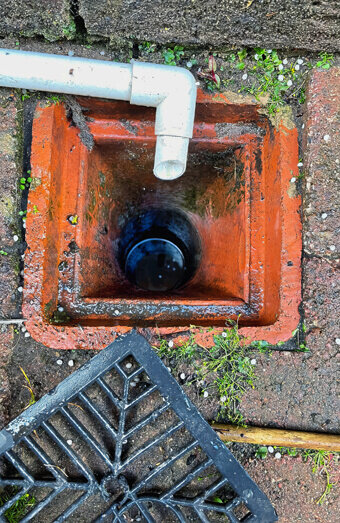 https://blockeddrainsjoondanna.com.au/uploads/2025/07/hero-blocked-sewers-89214.jpg