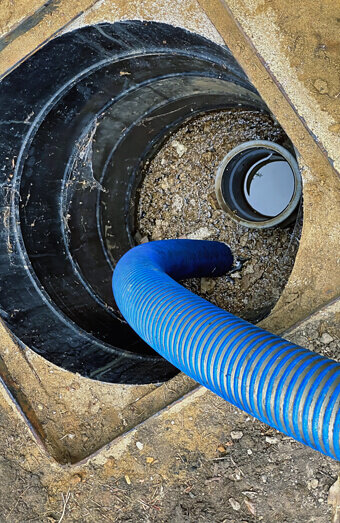 https://blockeddrainsjoondanna.com.au/uploads/2025/07/pipe-relining-56969.jpg